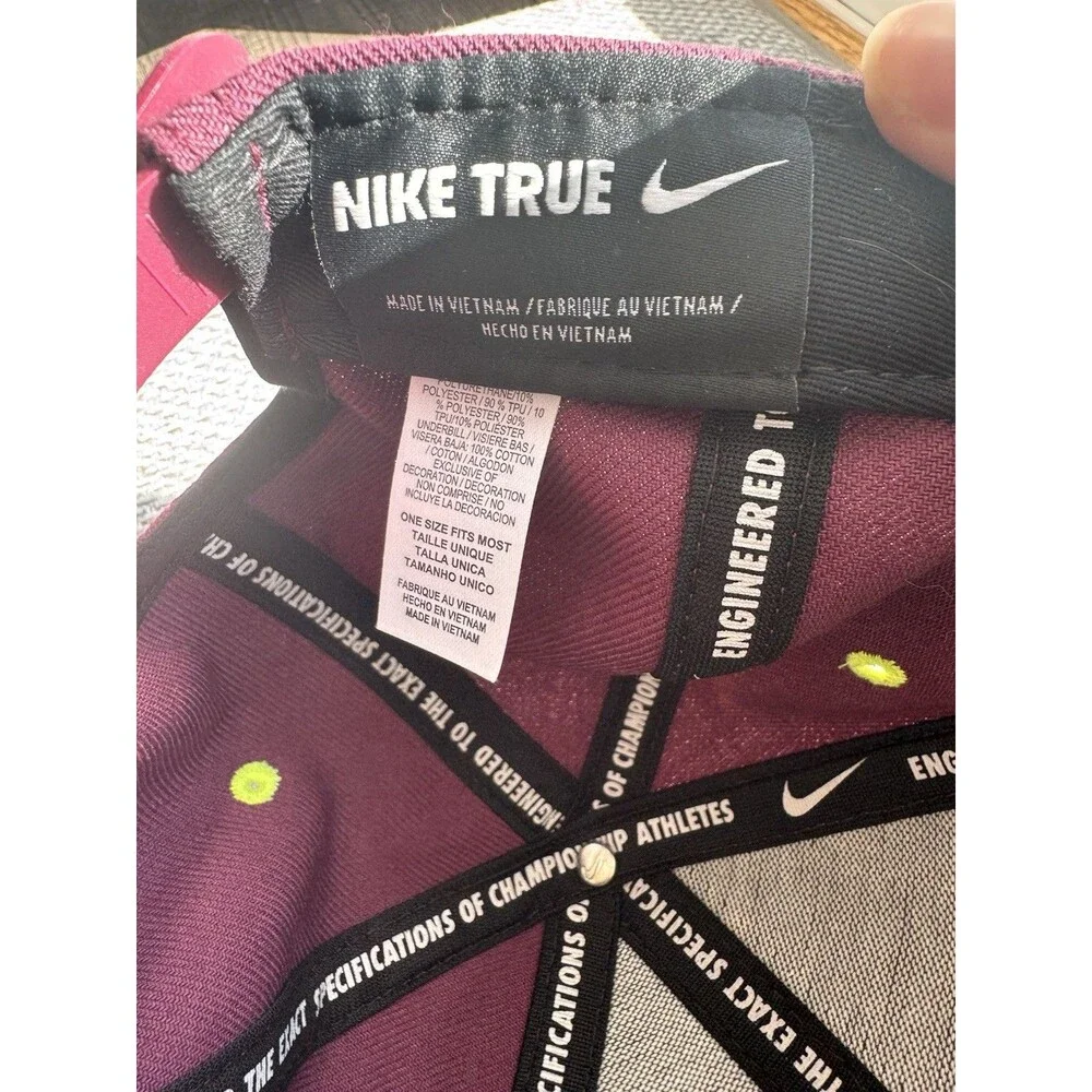 Nike True Lebron James Snap Back Hat Cap King Crown Logo One Size Burgundy NEW